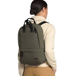The North Face City Voyager Backpack - Green